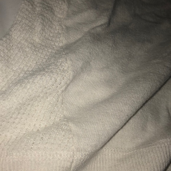 shirt - Picture 3 of 3